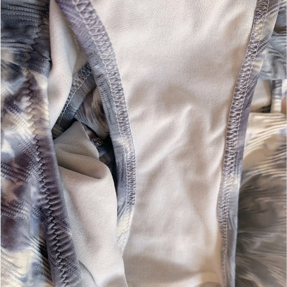 Athleta Tulum Keyhole Blue White Tie Dye One Piece Swim Suit Size S - Picture 6 of 8